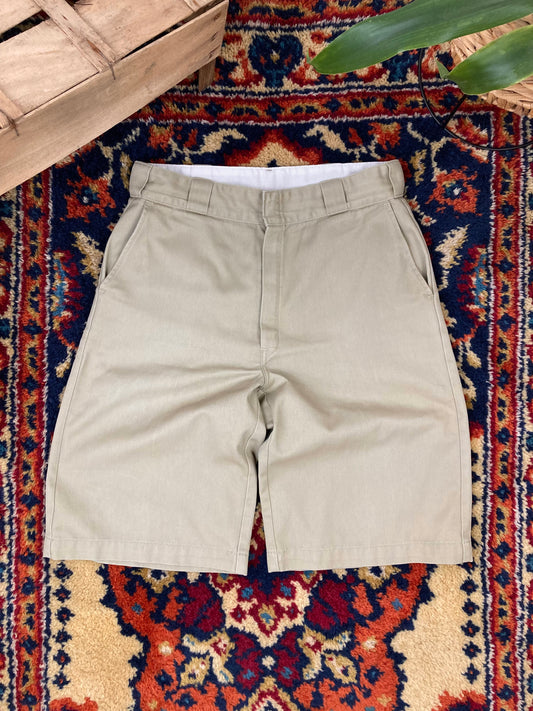 Vintage Carhartt Plain Shorts - 32